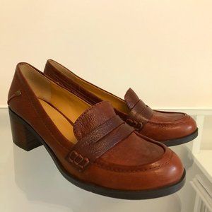 Nine West Brown Loafer Size 7.5M